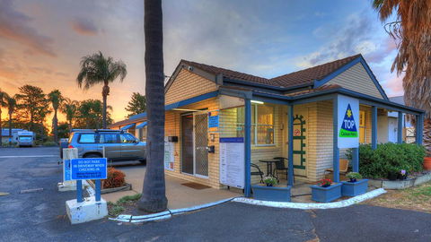 Dubbo Midstate Motor Park - Travel Search 0