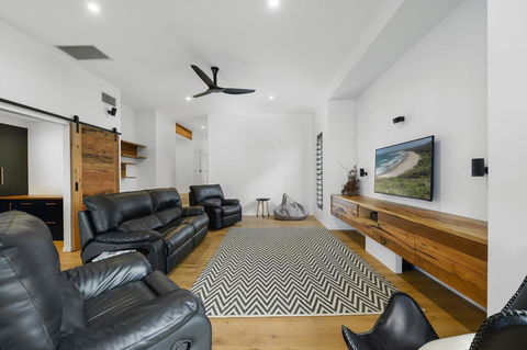 Due North Beach House - Travel Search 1