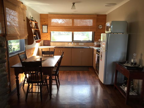 Duffy's Country Accommodation - Travel Search 1