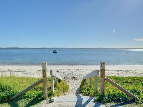 Dutchies Lodge - Cruises Travel 1