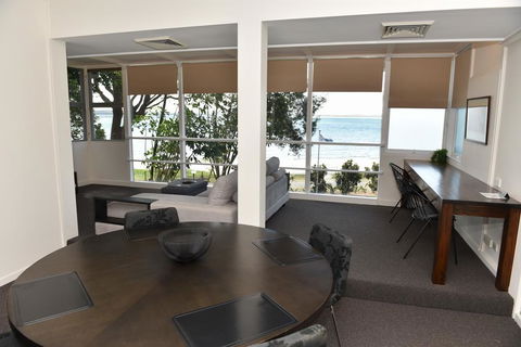 Dutchies Lodge - Cruises Travel 2