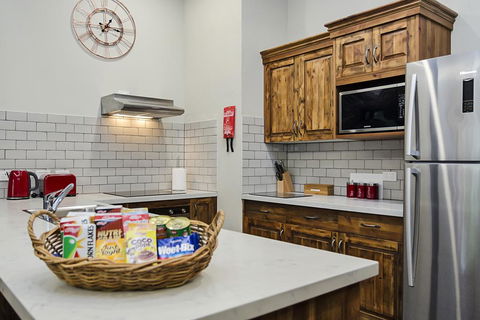 Eagle Foundry Bed & Breakfast - Travel Search 2