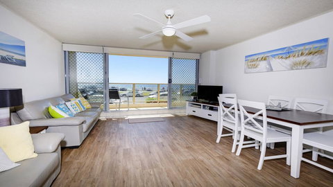 Ebbtide 3 - On Main Beach! - Travel Search 0