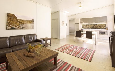 Ecocrackenback 12 - Sustainable Chalet Close To The Slopes - Tourism Guide 2
