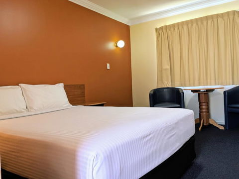Econo Lodge Waterford - Tourism Guide 3