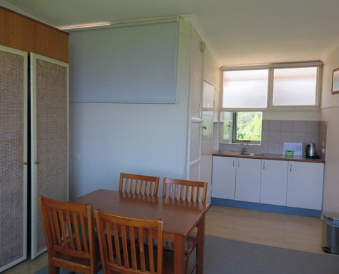 Ecotel Narooma - Travel Agents 1