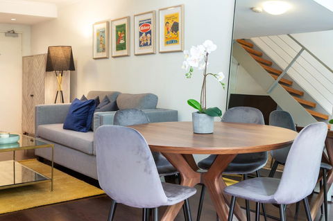 Elegant Loft Perfect For Inner City Explorers - Cruises Travel 1