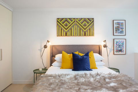Elegant Loft Perfect For Inner City Explorers - Cruises Travel 2