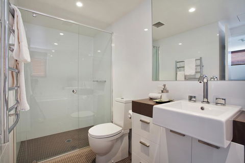 Elevation Apartments - Cruises Travel 0