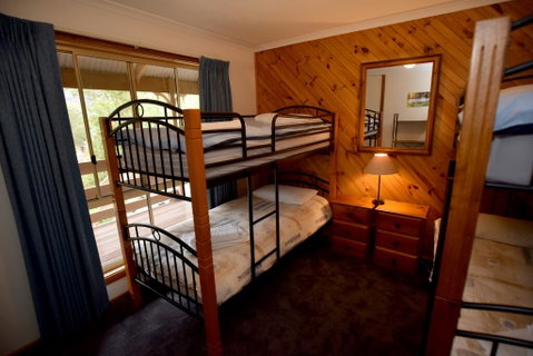 Ellimata Holiday Cottage - Tourism Guide 3