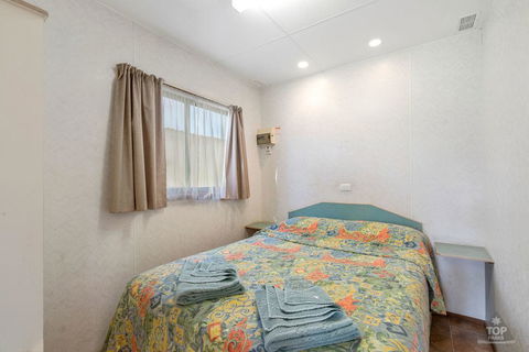 Elliston Waterloo Bay Tourist Park - Travel Agents 3