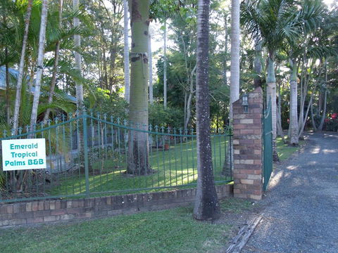 Emerald Tropical Palms B & B - Travel Search 2