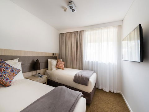 Emu Walk Apartments - Tourism Guide 2