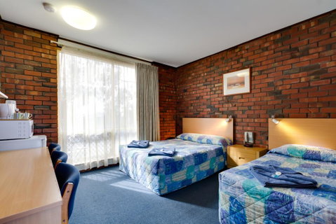 Enfield Motel - Tourism Guide 2