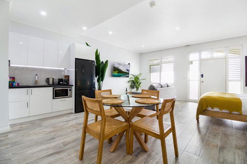 Enjoy Bayside Life At Stylish Studio Close To City - Travel Search 2