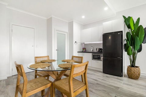Enjoy Bayside Life At Stylish Studio Close To City - Travel Search 3
