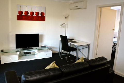 Essendon Apartments - Travel Agents 0
