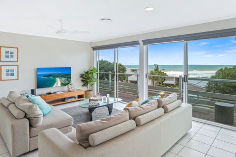 Expansive Ocean Views, Sunrise Beach - Travel Search 2