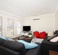 Fairways - 10 Mins to Hyams Beach - Travel Search