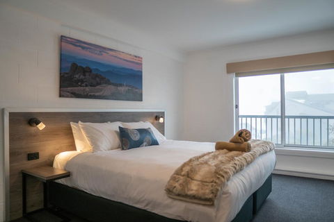 Falls Creek Hotel - Travel Search 1