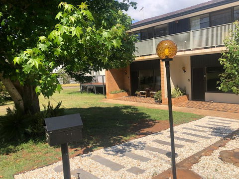 Fi's Beach House - Travel Agents 2