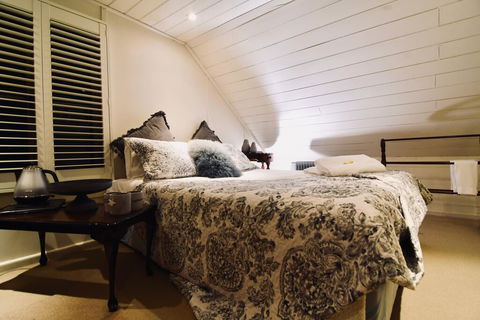 Fitzroy Inn Historic Retreat Mittagong - Travel Agents 1