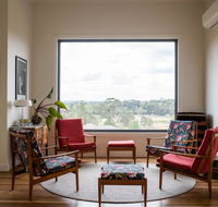 Five Bed Five Bath Five Star View - 2 Mins to CBD - Wentworth Estate - Travel Search