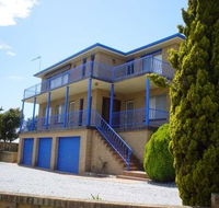 Flat 2 - 3 Bay Lane - Cruises Travel