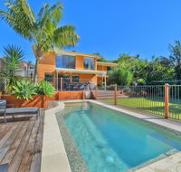 Flynns Beach Retreat - Travel Agents