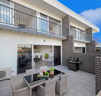 G149 - Apt 2 - Travel Agents