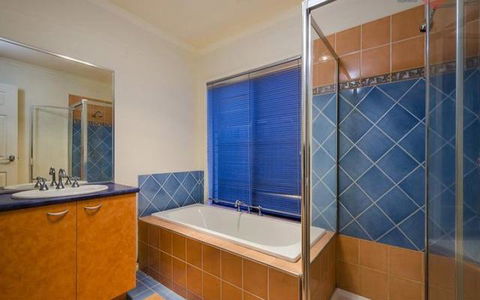 Galahonest Seabrook West Melbourne House - Cruises Travel 2