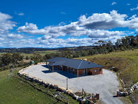 George River Park (House, 100 Acres, Animals, Views) - Travel Search 1