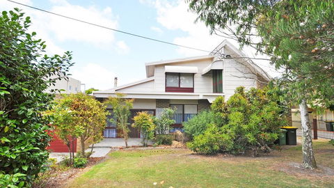 GETAWAY ON GARDEN - FREE WIFI - PET FRIENDLY (OUTSIDE ONLY) - Travel Search 0