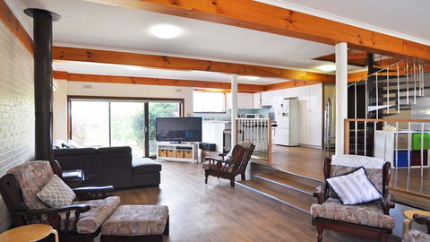 GETAWAY ON GARDEN - FREE WIFI - PET FRIENDLY (OUTSIDE ONLY) - Travel Search 2