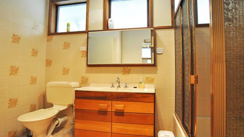 GETAWAY ON GARDEN - FREE WIFI - PET FRIENDLY (OUTSIDE ONLY) - Travel Search 1