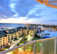 GLENELG Five Stars - Tourism Guide