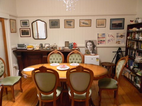 Glenellen Bed And Breakfast - Cruises Travel 1
