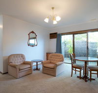 Golden Grain Motor Inn - Travel Agents