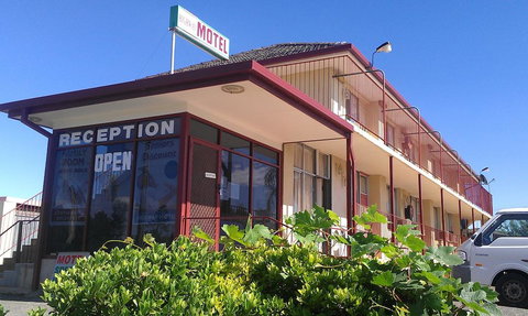 Goolgowi Highway Motel - Travel Search 0