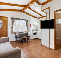 Goulburn South Caravan Park - Travel Agents