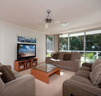 Government Road Unit 03 153 Bagnalls Beach Apartment - Cruises Travel