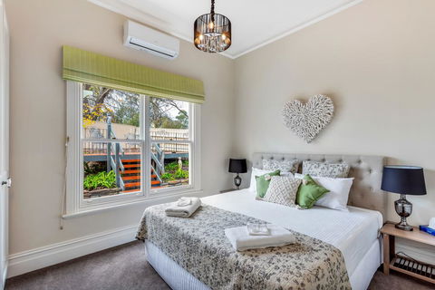Grandview Accommodation - The Flaxley Apartments - Travel Search 2