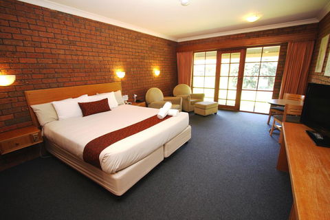 Grange Burn Motel - Travel Agents 0