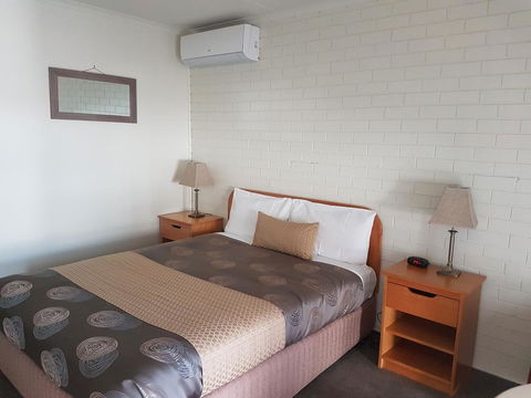 Hacienda Motel Geelong - Cruises Travel 0