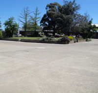 Hamilton Hume Motor Inn - Cruises Travel