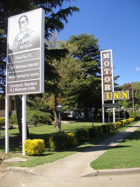 Hamilton Hume Motor Inn - Travel Agents 3