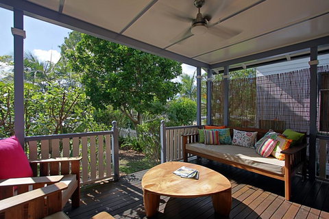 Harkaway Holiday House Byron Bay - Travel Agents 0