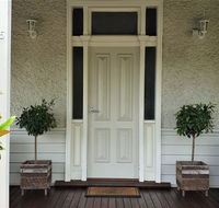 Healesville House - Magnolia House - Tourism Guide