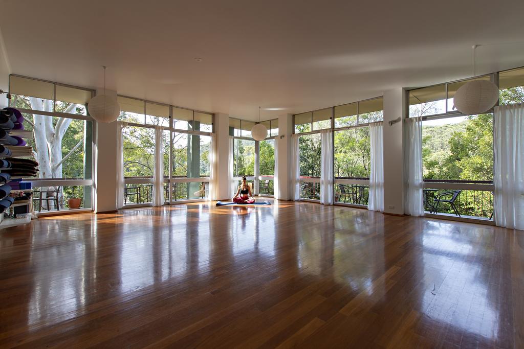 Maddens Plains NSW Travel Agents