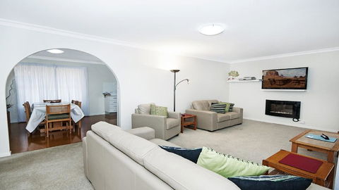 Hereford Court - East Ballina - Cruises Travel 0